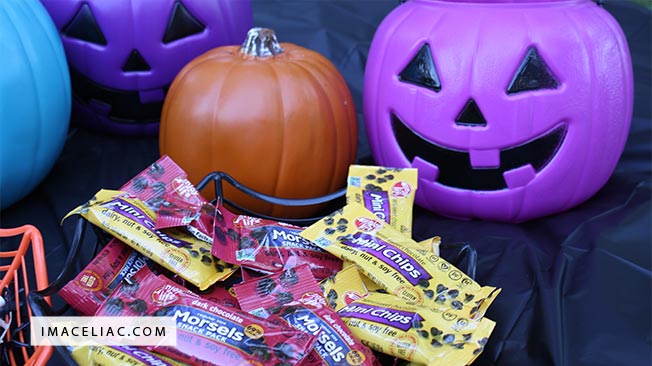 Allergy Friendly Halloween with Snack Packs